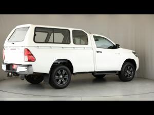 Toyota Hilux 2.4GD-6 single cab 4x4 Raider manual - Image 2
