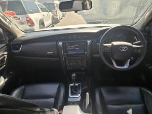 Toyota Fortuner 2.4GD-6 4x4 - Image 6