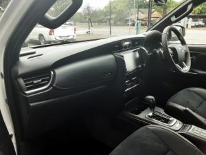 Toyota Fortuner 2.8GD-6 4X4 GR-S automatic - Image 7