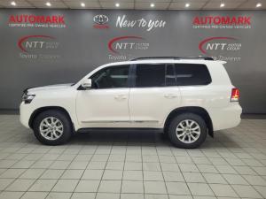 Toyota Land Cruiser 200 V8 4.5D VX-R automatic - Image 13