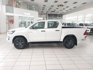 Toyota Hilux 2.4 GD-6 Raider 4X4 automaticD/C - Image 24
