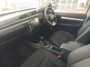 Toyota Hilux 2.4 GD-6 Raider 4X4 automaticD/C - Image 7