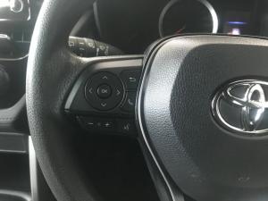 Toyota Corolla Cross 1.8 XI - Image 9