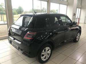 Suzuki Swift 1.2 GL+ CVT - Image 2