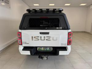 Isuzu D-MAX 3.0 Ddi V-CROSS HR 4X4 automatic D/C - Image 5