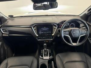 Isuzu D-MAX 3.0 Ddi V-CROSS HR 4X4 automatic D/C - Image 6