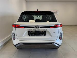 Toyota Urban Cruiser 1.5 XR automatic - Image 5