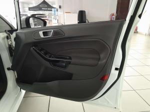 Ford Fiesta 1.0 Ecoboost Titanium 5-Door - Image 14