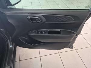 Hyundai Grand i10 1.0 MOTION/PREMIUM - Image 9