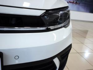 Volkswagen Polo hatch 1.0TSI Life auto - Image 4