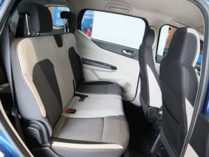 Renault Triber 1.0 Prestige auto - Image 5