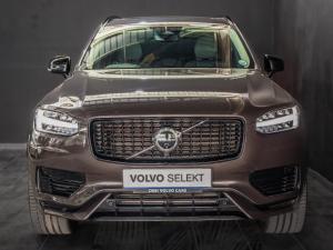 Volvo XC90 T8 Recharge AWD Ultra Dark - Image 2