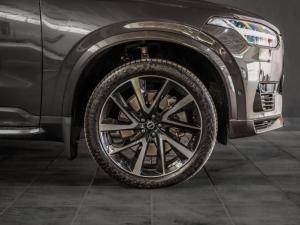 Volvo XC90 T8 Recharge AWD Ultra Dark - Image 5