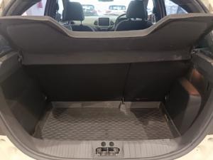 Ford Figo Freestyle 1.5 Trend - Image 13