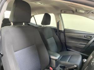 Toyota Corolla Quest 1.8 Plus manual - Image 8