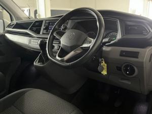 Volkswagen Transporter 2.0TDI Kombi SWB Trendline auto - Image 9