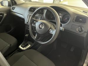 Volkswagen Polo Vivo hatch 1.6 Comfortline auto - Image 8