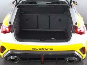 Audi RS3 Sportback quattro Carbon Edition - Image 17