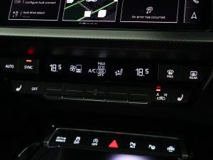 Audi RS3 Sportback quattro Carbon Edition - Image 22