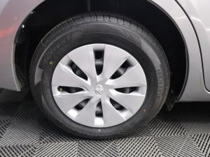 Toyota Corolla Quest 1.8 Plus manual - Image 7