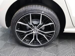 Volkswagen Polo Vivo hatch 1.4 - Image 7