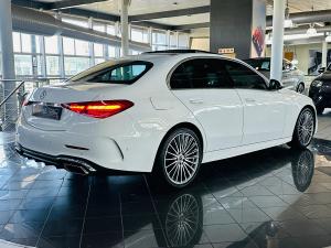 Mercedes-Benz C-Class C200 Avantgarde - Image 2