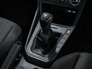 Volkswagen Polo hatch 1.0TSI - Image 12