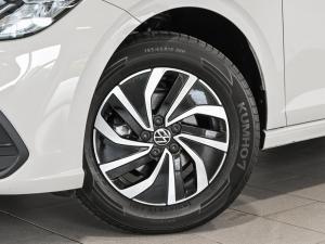 Volkswagen Polo hatch 1.0TSI - Image 19