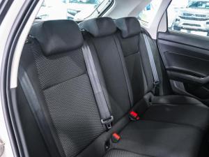 Volkswagen Polo hatch 1.0TSI - Image 21