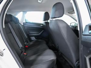 Volkswagen Polo hatch 1.0TSI - Image 11