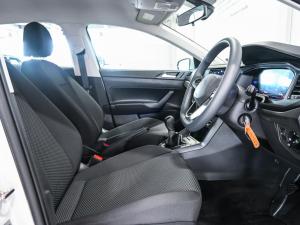 Volkswagen Polo hatch 1.0TSI - Image 16