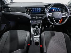 Volkswagen Polo hatch 1.0TSI Life manual - Image 15