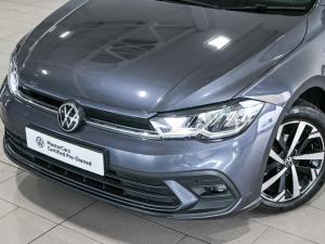 Volkswagen Polo hatch 1.0TSI Life manual - Image 5