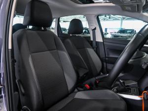 Volkswagen Polo hatch 1.0TSI Life manual - Image 9