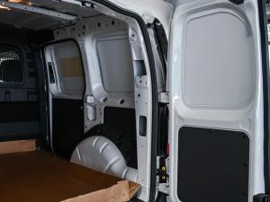 Volkswagen Caddy Cargo 1.6 panel van - Image 10