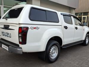 Isuzu D-Max 250 double cab 4x4 Hi-Ride - Image 4