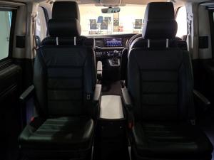 Volkswagen Caravelle 2.0BiTDI Highline 4Motion - Image 20