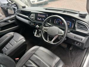 Volkswagen Caravelle 2.0BiTDI Highline 4Motion - Image 7