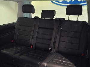 Volkswagen Caravelle 2.0BiTDI Highline 4Motion - Image 9