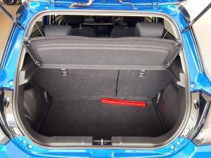 Suzuki Swift 1.2 GLX auto - Image 12