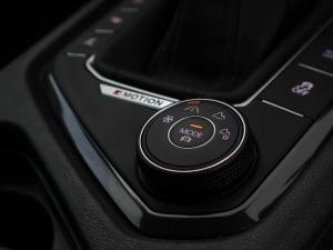 Volkswagen Tiguan R - Image 24