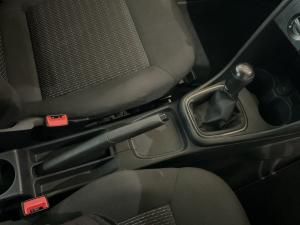 Volkswagen Polo Vivo hatch 1.4 Trendline - Image 12