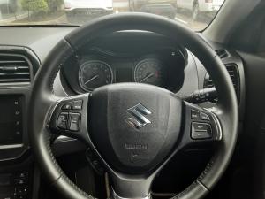 Suzuki Vitara Brezza 1.5 GLX automatic - Image 8