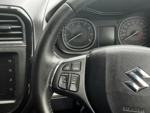 Suzuki Vitara Brezza 1.5 GLX automatic - Image 9
