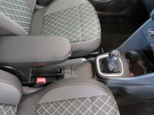 Volkswagen Polo Vivo 1.6 Style - Image 17