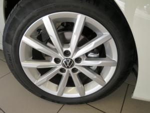 Volkswagen Polo Vivo 1.6 Style - Image 21
