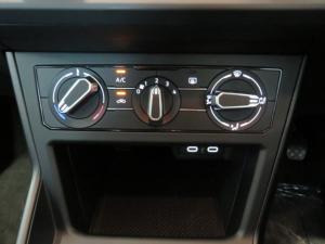 Volkswagen Polo 1.0 TSI - Image 17