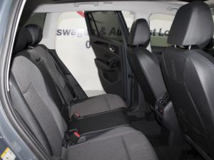 Volkswagen Tiguan 2.0 TDI Life 4M DSG - Image 13