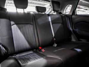 Suzuki Baleno 1.5 GL auto - Image 7