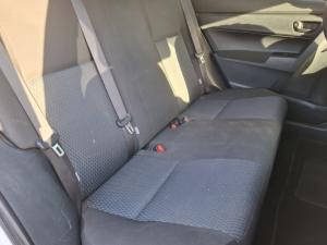 Toyota Corolla Quest 1.8 Plus manual - Image 10